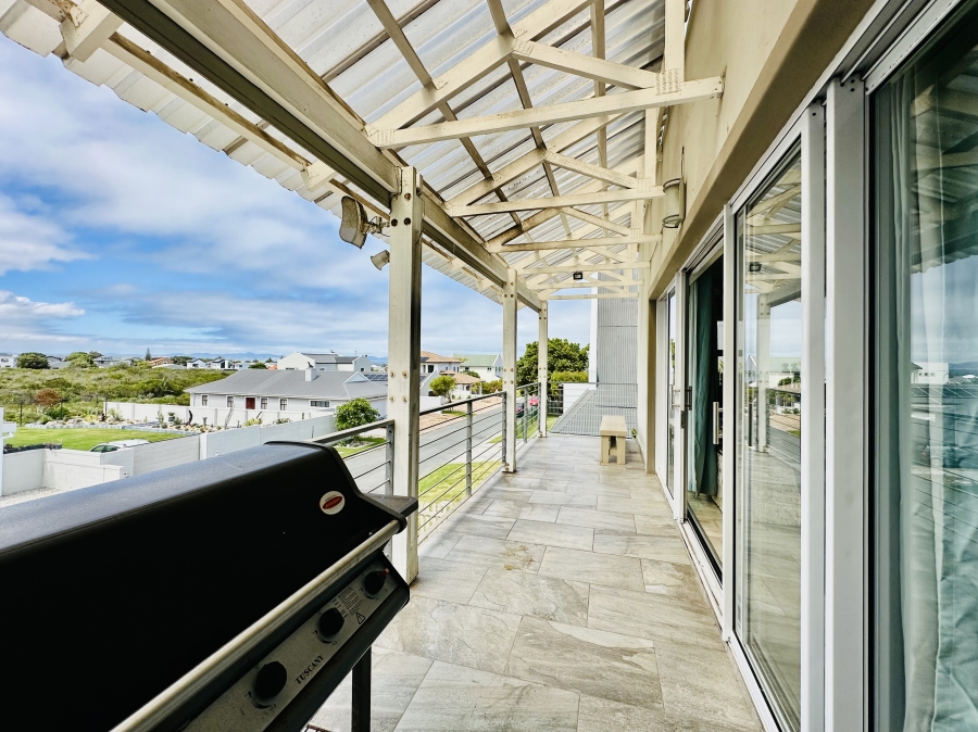 4 Bedroom Property for Sale in Vermont Western Cape